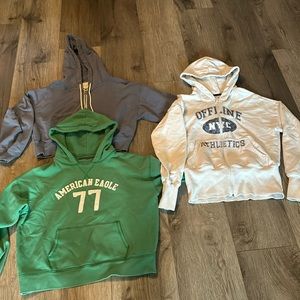 lot of American Eagle zip up/hoodie + one offline